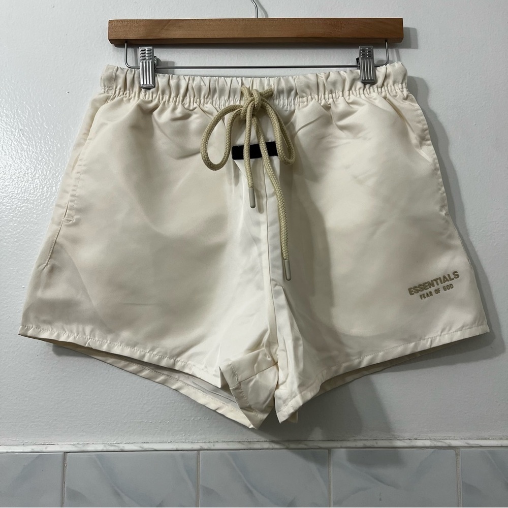 Fear of God Essentials Nylon Shorts Cloud Dancer Size XS Athleisure Streetwear